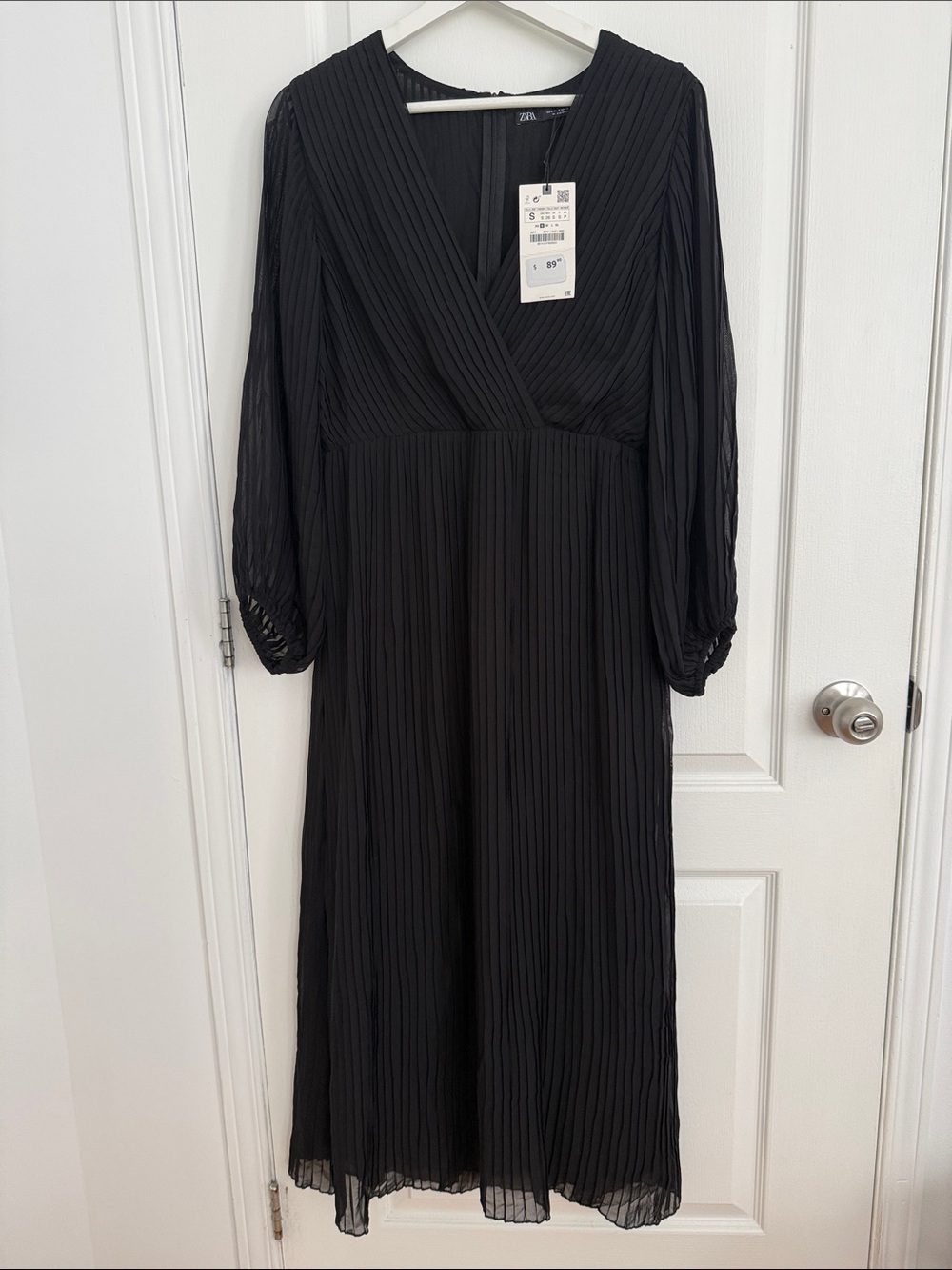 Zara Black Pleated Maxi Dress with V-Neck